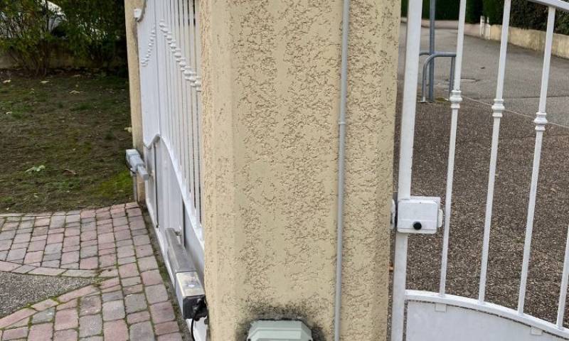 Remise en conformité d'une motorisation de portail à La Tour de Salvagny